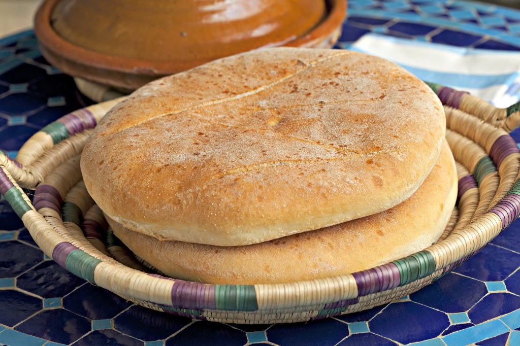 Picture of: Moroccan White Bread Recipe – Khobz