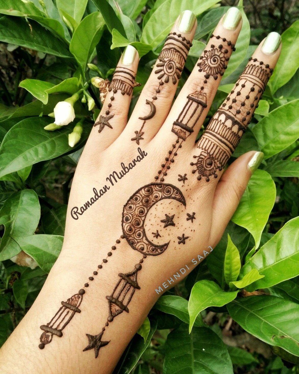 Picture of: Ramadan Mehndi  Henna flower designs, Beginner henna designs